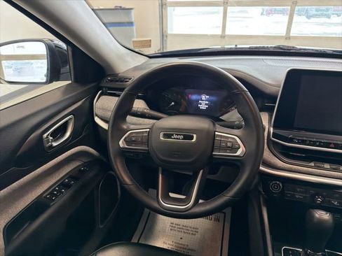 Used 2022 Jeep Compass Latitude w/ Convenience Group image 25