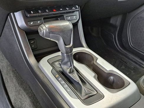 Used 2018 Chevrolet Colorado ZR2 image 17