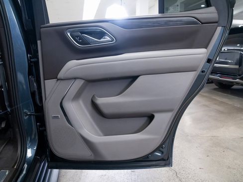 Used 2021 GMC Yukon SLT w/ SLT Premium Package image 22