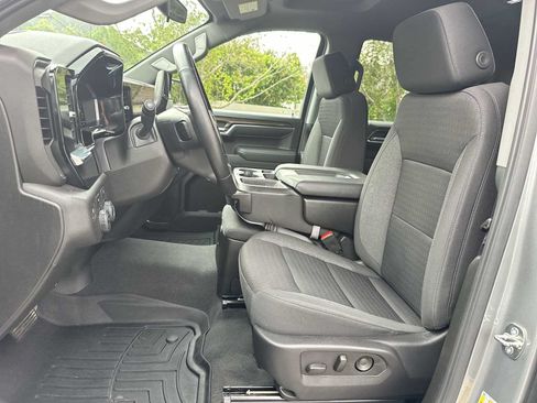 Certified 2024 Chevrolet Silverado 1500 LT AWD/4WD image 15