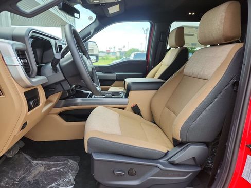 New 2026 Ford F350 XLT w/ XLT Premium Package AWD/4WD image 3