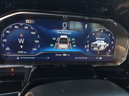 Used 2024 Chevrolet Silverado 1500 LT Trail Boss w/ LT Trail Boss Premium Package image 12