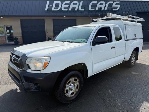 Used 2015 Toyota Tacoma 2WD Access Cab w/ Convenience Package image 1