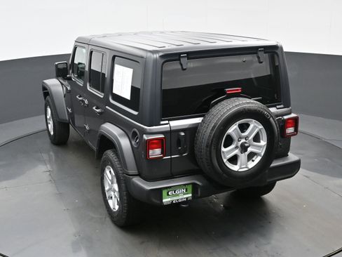Used 2022 Jeep Wrangler Unlimited Sport image 34