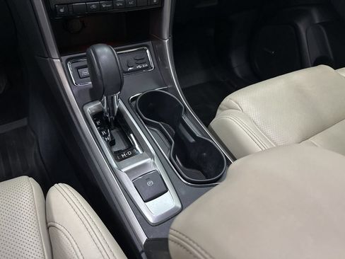 Used 2022 Subaru Ascent Limited w/ Technology Package AWD/4WD image 42
