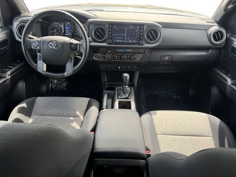 Used 2023 Toyota Tacoma TRD Off-Road AWD/4WD image 12