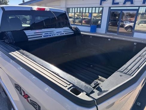 Used 2019 Ford F150 Lariat AWD/4WD image 4