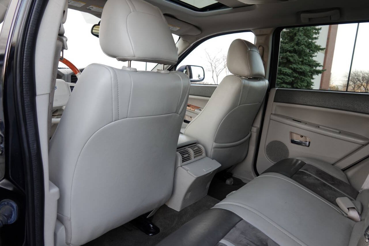 Used 2007 Jeep Grand Cherokee Overland AWD/4WD image 52