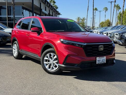 Used 2024 Honda CR-V LX image 1