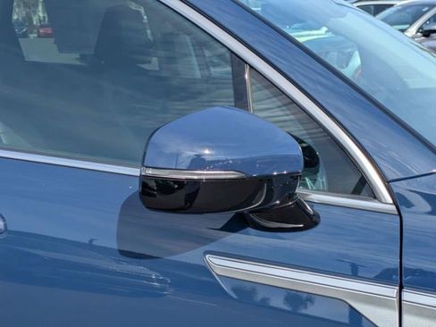 New 2025 Kia Sorento S w/ Panoramic Sunroof Package image 11