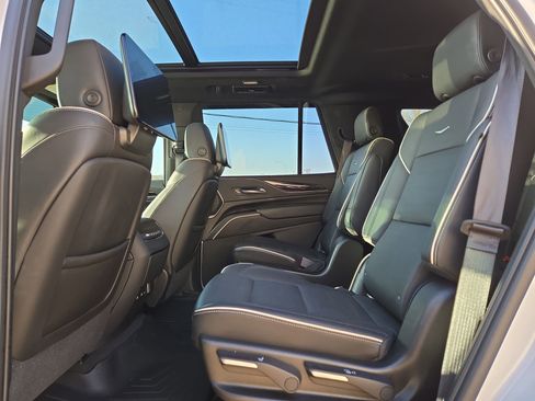 Used 2021 Cadillac Escalade Sport w/ Driver Assist Tech Package image 13