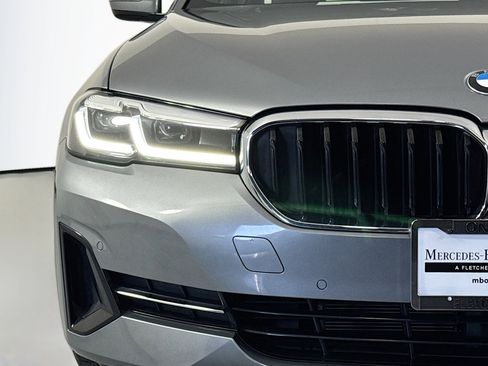 Used 2023 BMW 530i w/ Convenience Package RWD image 13