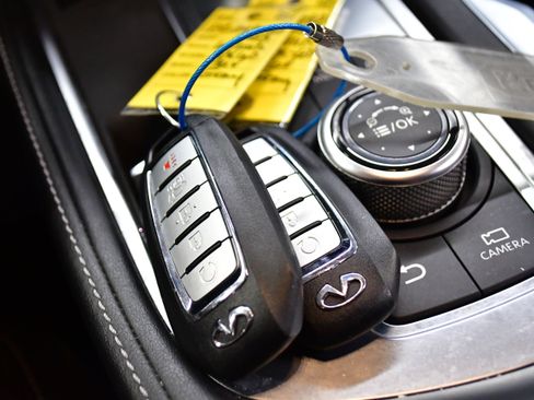 Used 2023 INFINITI QX60 Luxe w/ Performance Audio Package image 38