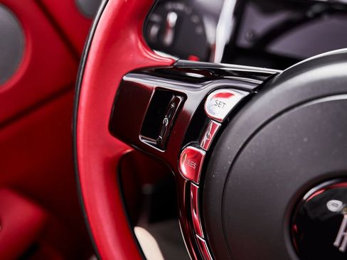 Used 2018 Rolls-Royce Dawn RWD image 51