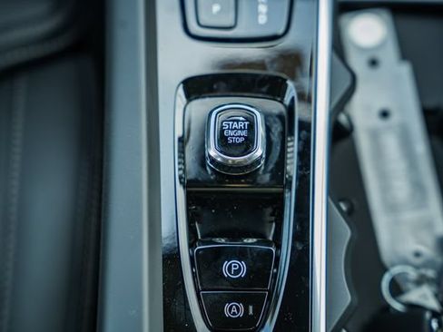 New 2026 Volvo XC60 T8 Ultra w/ Protection Package Premier AWD/4WD image 26