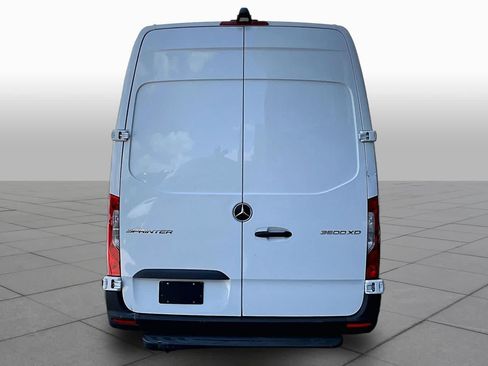 Used 2024 Mercedes-Benz Sprinter 3500 image 5
