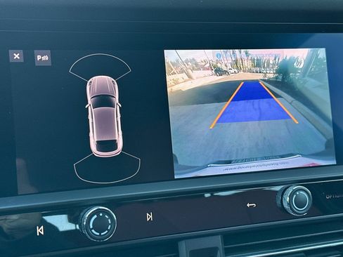 Used 2022 Porsche Macan image 20