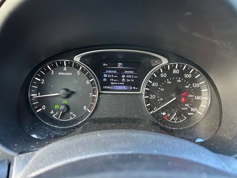 Used 2017 Nissan Altima 2.5 SV FWD image 24