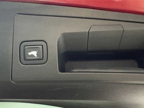 Used 2019 Cadillac XT5 Platinum image 37