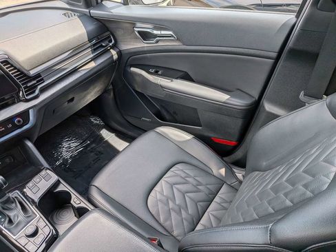 Used 2023 Kia Sportage X-Pro AWD/4WD image 17
