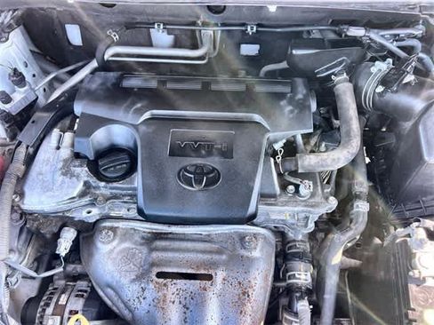 Used 2013 Toyota RAV4 Limited image 10