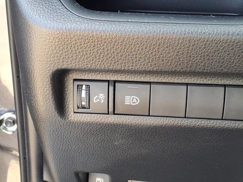 Used 2025 Toyota RAV4 XLE Premium AWD/4WD image 21
