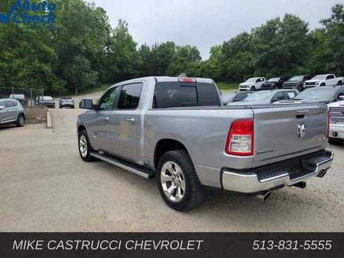 Used 2022 RAM 1500 Big Horn AWD/4WD image 3