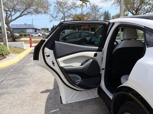 Used 2024 Ford Mustang Mach-E Premium image 25