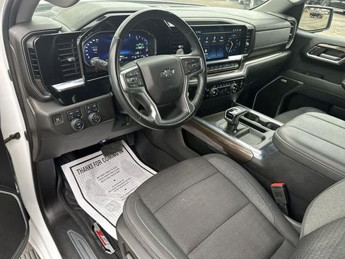 Used 2024 Chevrolet Silverado 1500 RST image 10