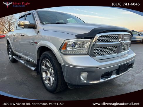 Used 2015 RAM 1500 Laramie w/ Convenience Group image 3