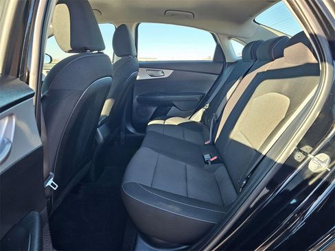 Used 2024 Kia Forte LXS image 13
