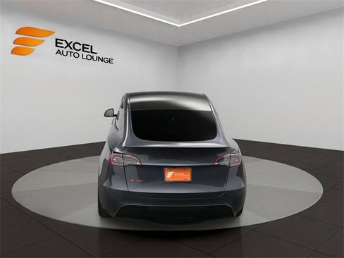 Used 2023 Tesla Model Y Performance image 49
