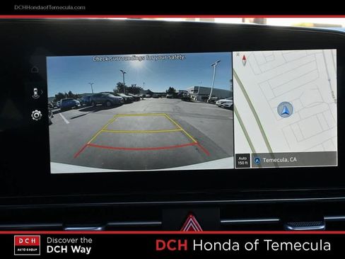 Used 2025 Hyundai Elantra Limited image 12