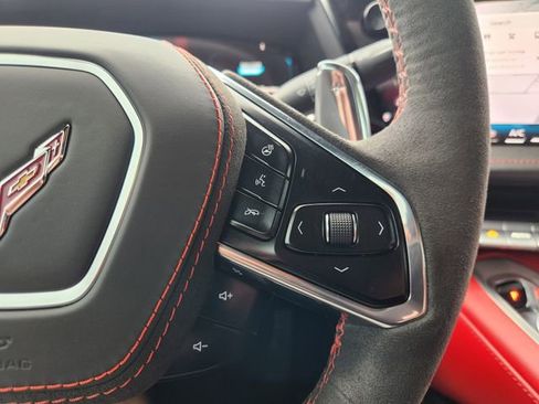 Used 2026 Chevrolet Corvette Z06 RWD image 32