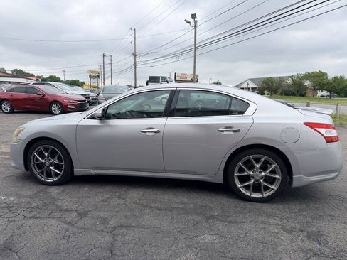 Used 2010 Nissan Maxima 3.5 SV w/ Sport Pkg FWD image 3