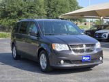 Used 2019 Dodge Grand Caravan SXT image 3