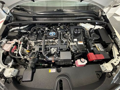 Used 2021 Toyota Corolla LE FWD image 11