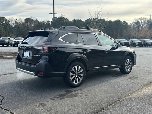 Used 2024 Subaru Outback Limited image 8