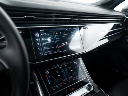 Certified 2025 Audi Q7 3.0T Premium Plus w/ Premium Plus Package AWD/4WD image 13