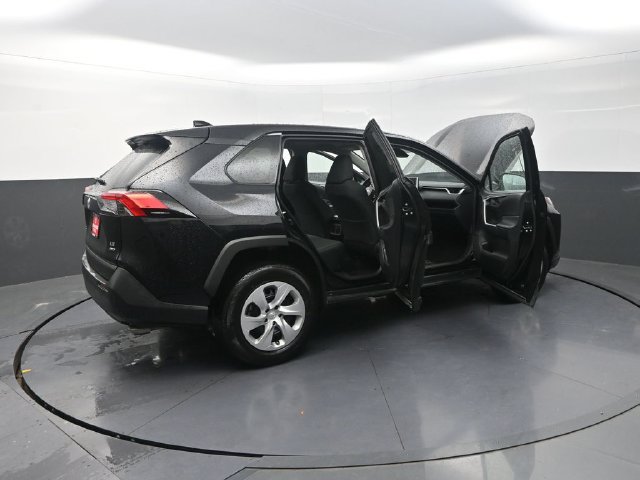 Used 2025 Toyota RAV4 LE AWD/4WD image 45