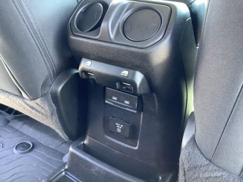 Used 2023 Jeep Wrangler Unlimited Rubicon 4xe w/ Cold Weather Group AWD/4WD image 20