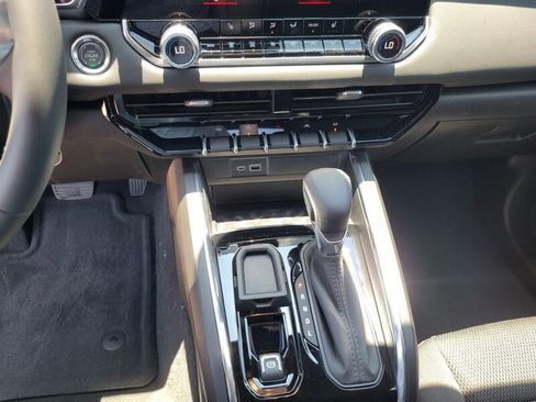 New 2026 GMC Canyon Elevation w/ Convenience Package RWD image 21
