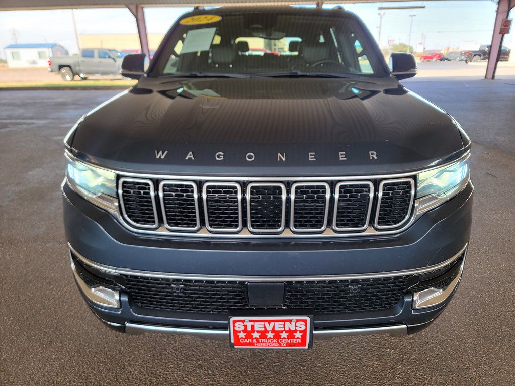 Used 2024 Jeep Wagoneer Series III AWD/4WD image 4