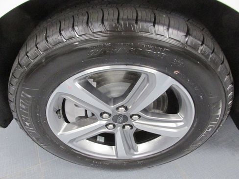 New 2024 Ford Edge SEL w/ Convenience Package image 13