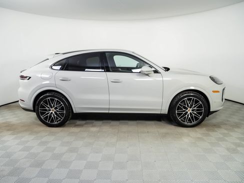 New 2026 Porsche Cayenne Coupe AWD/4WD image 28