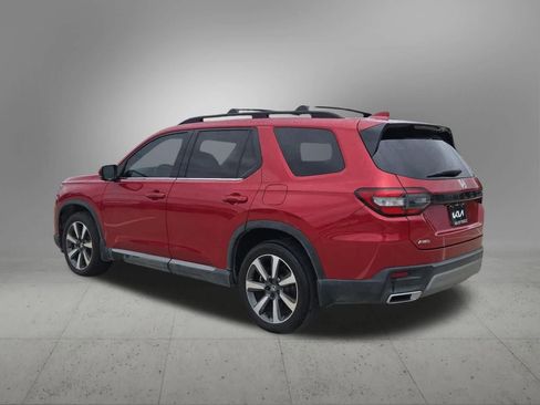 Used 2024 Honda Pilot Elite image 4