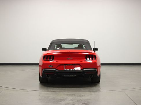 Used 2024 Ford Mustang GT Premium image 9