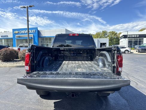Used 2022 RAM 1500 Classic Warlock image 30