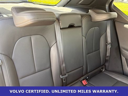 Certified 2025 Volvo XC40 B5 Plus AWD/4WD image 34