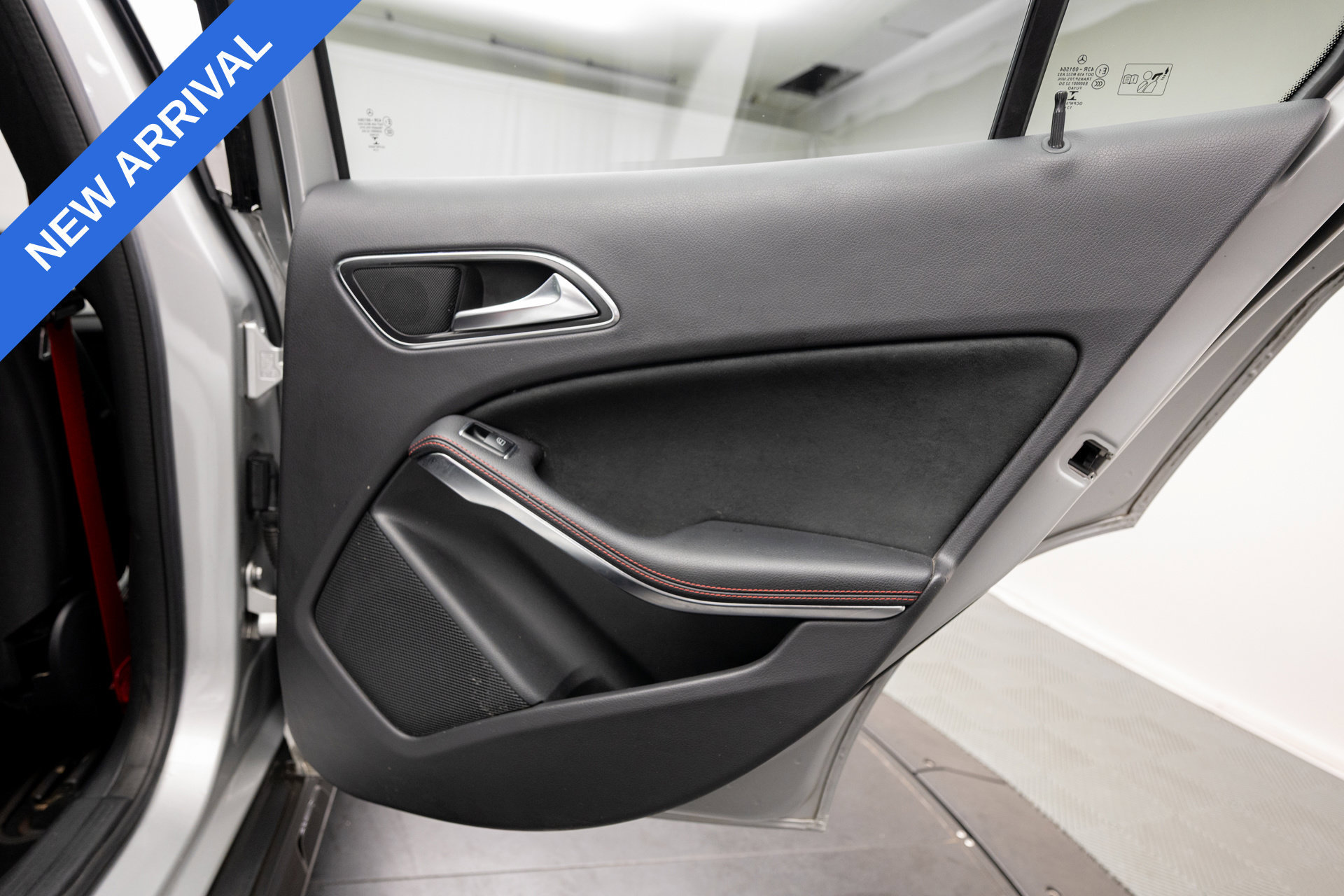 Used 2015 Mercedes-Benz GLA 45 AMG 4MATIC image 36